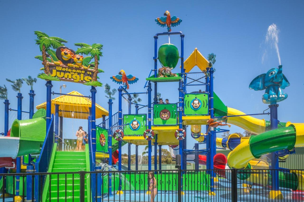 Beachside Holiday Park Норманвілл Екстер'єр фото
